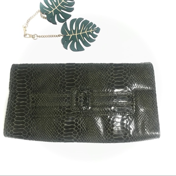Snakeskin Clutch Green - Picture 6 of 7